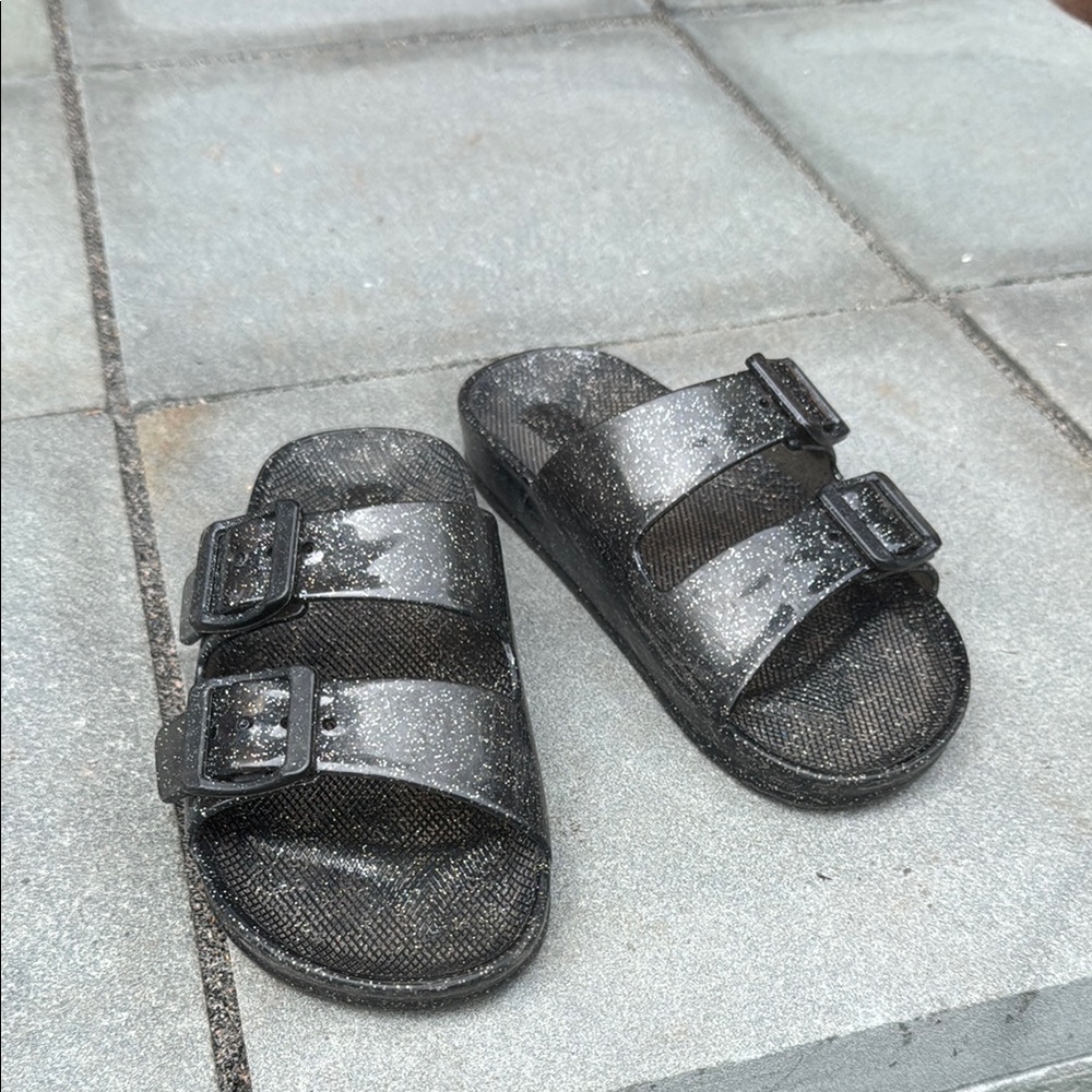 The Children's Place Black and Silver Sparkle Glitter Sandals Size 13